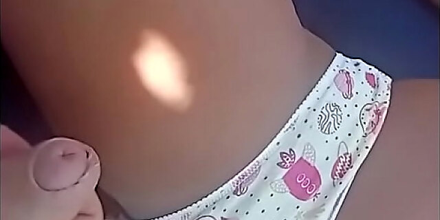My wifey went to work and I left I take care of her VISINHA 18 all mega-slut in the backyard