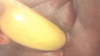 Indian woman went to the bathroom and had a lot of sex with Khira