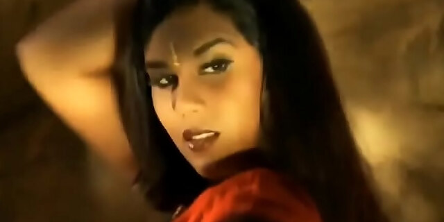 Beauty From Bollywood Exposed And Naked