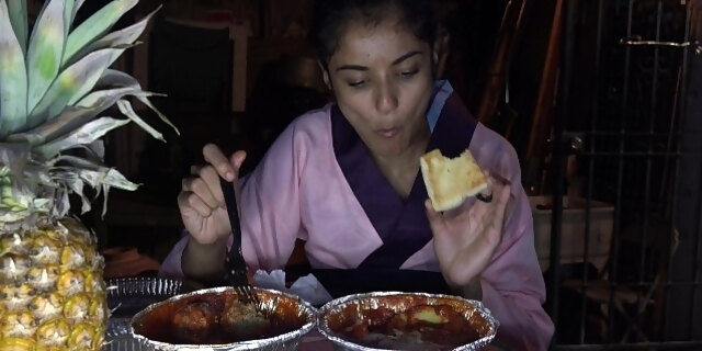 Mulan Mukbang