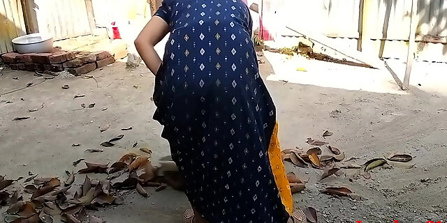 Clining Filds With Wife Shared And Fuck Outdoor ( Official Video By Localsex31)