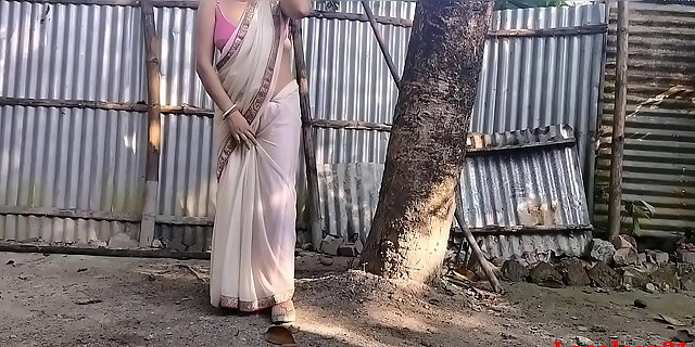 Outdoor Fuck By Local Sonali Bhabi ( Official Video By Localsex31)