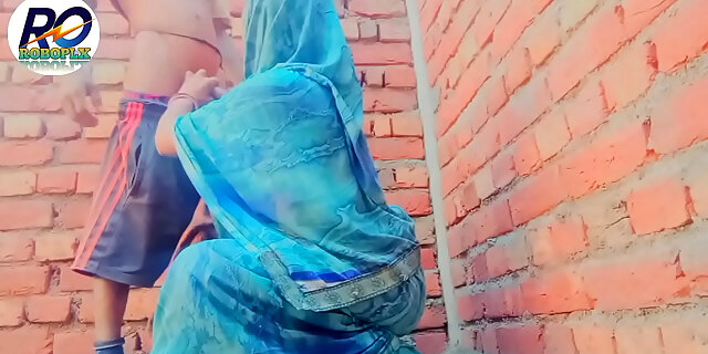 Hindi audio aawaj me mummy ko finger karhe hua dekha liya