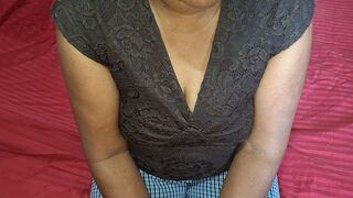 Hot and naughty milf morning display