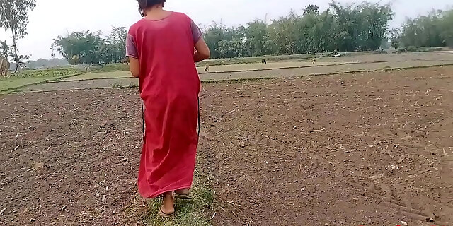 Bengali Boudi Sex In Garden With Boyfriend (Official video By Localsex31)