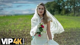 BRIDE4K. Threesome with sexy teenie bride with congenital hooters in the car
