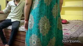 Desi Bhabhi was Alone at Home & Devar ji smashed her Pussy Hardly Hot indian video with Hindi Audio..