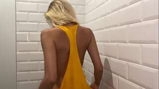 The toilet whore moaned to fatigue
