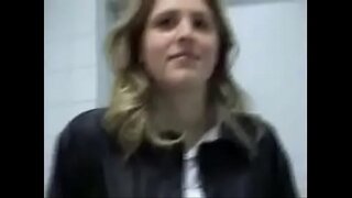 Fucking stunner in college bathroom