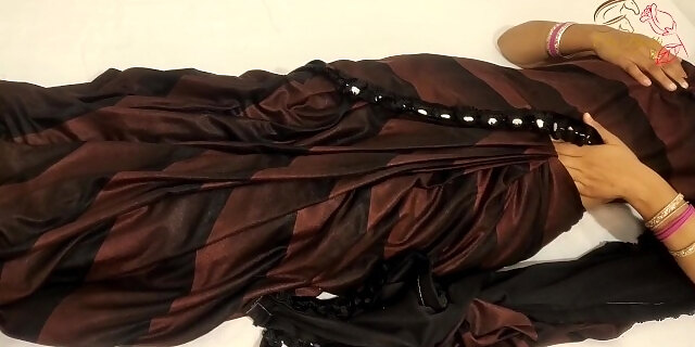 SOLO INDIAN BHABHI (FULL HD)