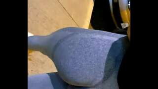 I can't stand it and I shag my girlfriend's best acquaintance in the backseat of the car after leaving the GYM - I SHIELD HER REAL AMATAUR RIDING IN THE CAR