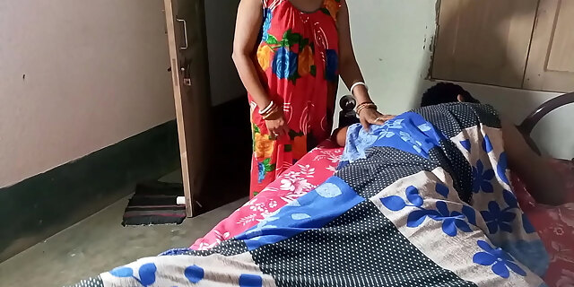 After the wifey went to the office, the spouse gave a overwhelming fuck to the maid. in clear Hindi voice