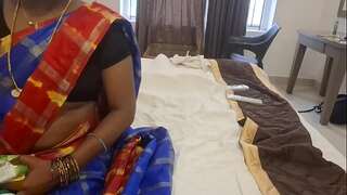 Tamil married salesgirl smash indian desi boys hot lovemaking
