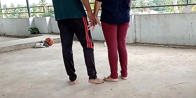 Neighbor's jaw-dropping wife standing on the terrace was and then pained by her nose XXX Bhabhi Sex