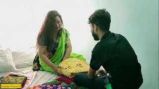 Indian molten handsome Bhabhi one night stand sex! Amazing XXX Hindi fuckfest