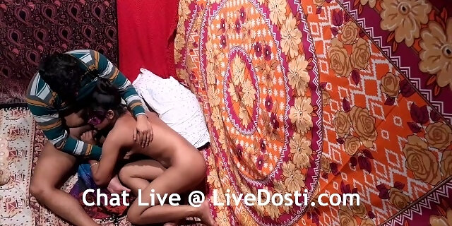 Horny indian bhabhi desperate for shagging