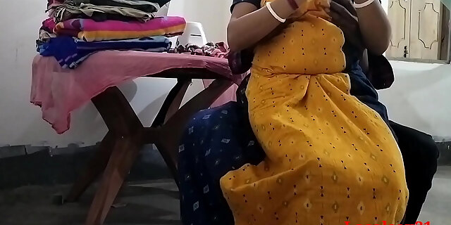 Sonali share her twat in Home ( Official Video By Localsex31)