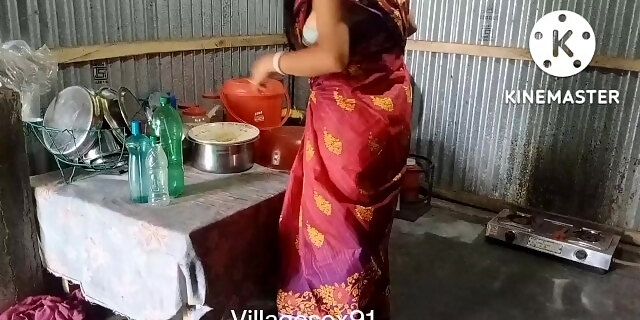Red Saree Cute Bengali Boudi sex (Official video By villagesex91)