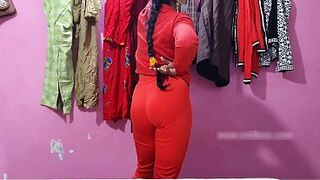 Girlfriend and boyfriend anal and labia fucking