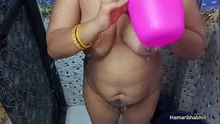 Indian desi young killer bhabhi Bathing.