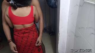 Hot Indian Desi Xxx video. I took off the saree of Desi Bhabhi and fucked her ass. Indian Desi Hindi sex video.