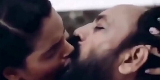 Cananyone tell the flick name please?