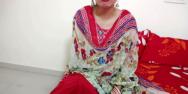 New fuckbox romped in the house when there was no one in the room at night saarabhabhi6