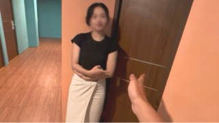 A sumptuous japanese dame invited me to satiate her desires.