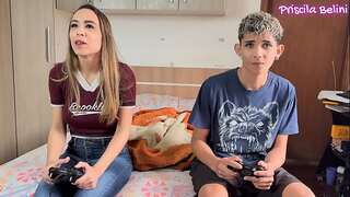 I liked sitting on my stepbrother's jizz-shotgun when my stepmother left (complete on RED)