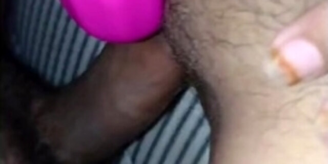 Vibrator aur lund dono chut me daal diya.. girl using vibro moaning Hindi audio