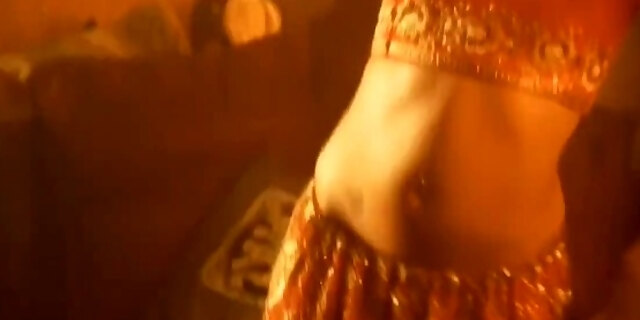 Revealing Eyes Of Erotic India Looks Your Way