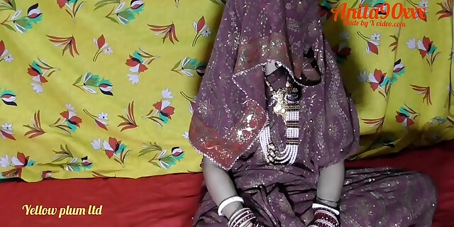 Indian bhabi Dost ki bibi ko bula kar hotal me choda