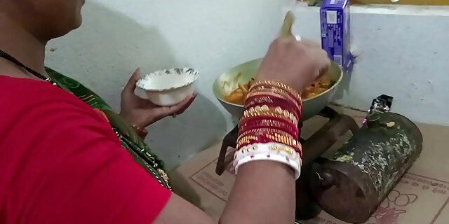 Early In Morning Fucking My Maid In kitchen When She Preparing Chicken For Me And Family