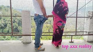 XXX Bengali sizzling bhabhi amazing outdoor sex in pink saree with smart thief! XXX Hindi web series fuck-a-thon Last Episode 2022