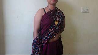 Hot Indian desi village bhabhi was sucking dick in mouth in clear grubby Hindi audio language