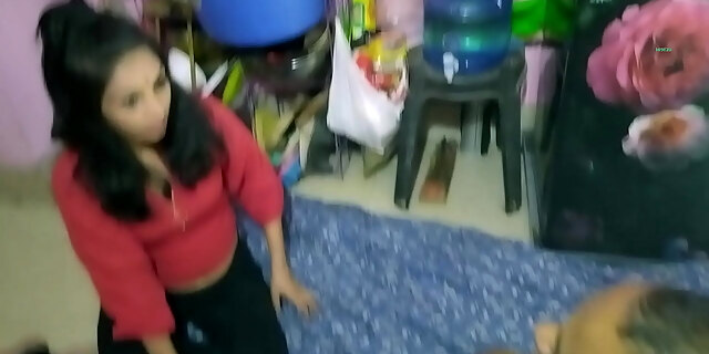 Indian New Model Fucked by Flim Director! Hindi Model Sex