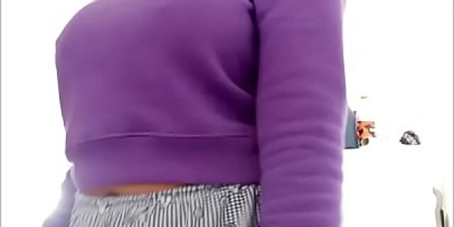 Sarah Rosa │ Sensualizing for Her Fans │ 2nd part