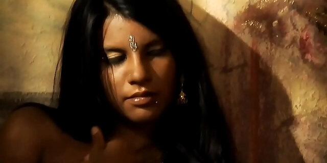 Romantic Night Moves From Sexy Indian Woman