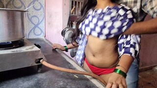 Desi  bhabhi ko devar ne kitchen me lekar choda mumai ashu