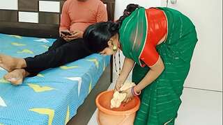 Komal's maid crossed her limits and then hopped from the owner.