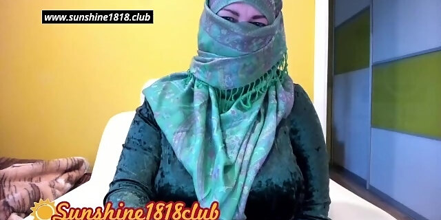 Horny big udders arab muslim in hijab on web cam October 24th