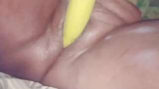 Desibhabhi Sex had sex with brinjal today
