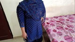 Indian Young super-hot desi uncontrollable was riding desi indian cock and fuck in hatch in clear sloppy hindi audio
