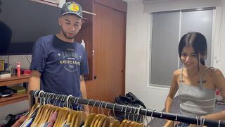 This gorgeous worker offers me a new shirt in swap for a hot, firm pummel with orgasms.
