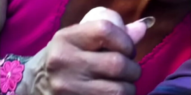 My Indian damsel friend luvs giving morning BJ