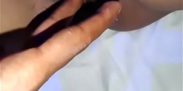 Indian dude seducing his girlfriend and finger-tickling rigid