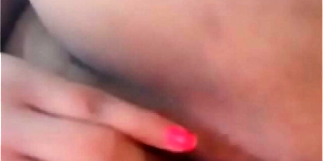 Delhi Girl Enjoying Fingering