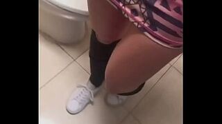 Public Sex, I Just Met Her at a PARTY, I Fucked Her in The Bathroom, Latina Girl