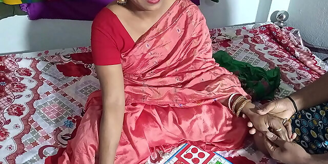 Bhabhi Ke Sath Ludo Game, Winner takes Advantage Clear Hindi Voice Sex Video